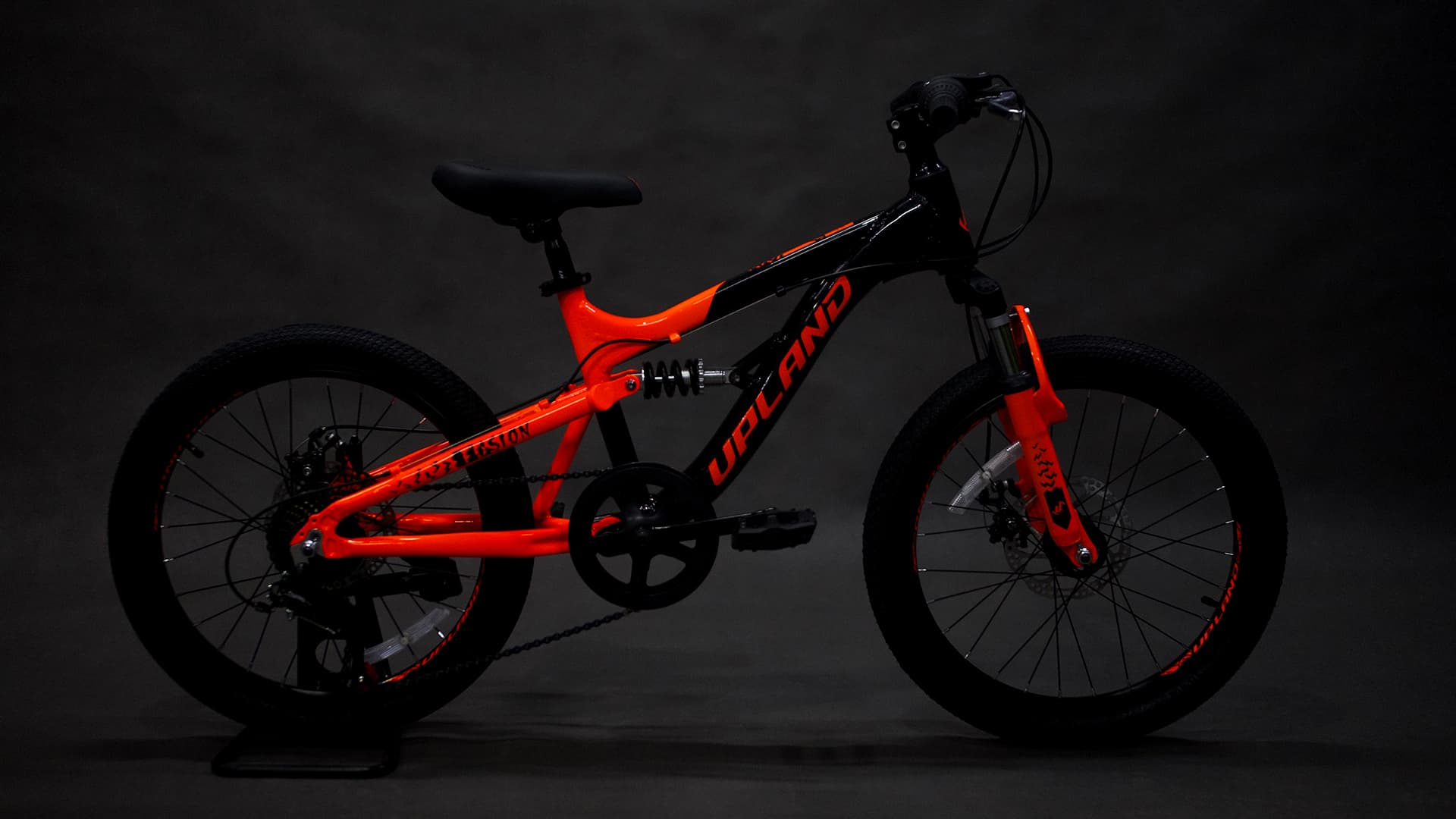 Upland Fusion 20" оранжево-черный